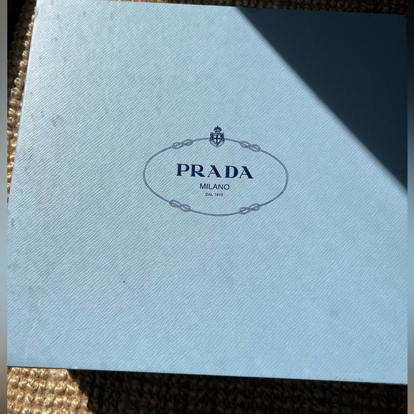 Prada blue suede heels - Picture 2 of 4